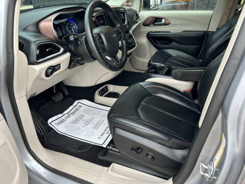 2020 Chrysler Voyager LXi