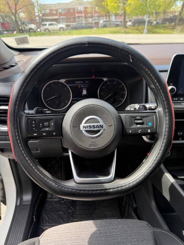 2021 Nissan Rogue SV