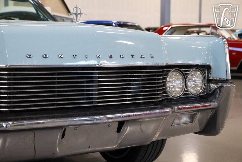 1966 Lincoln Continental