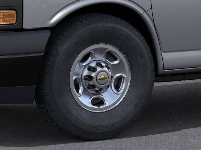 2025 Chevrolet Express 2500