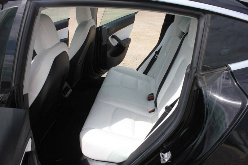 2019 Tesla Model 3 Standard Range Plus