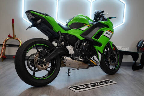 2025 Kawasaki Ninja 650 ABS KRT Edition