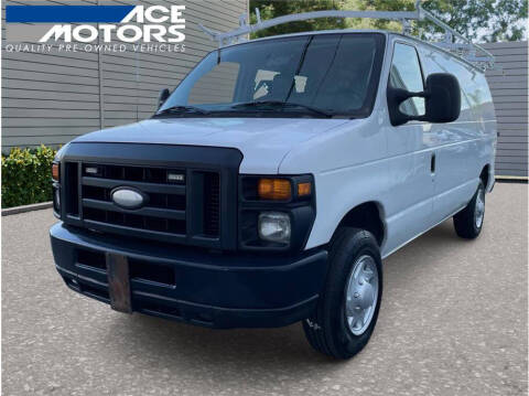 2014 Ford E-Series E-150