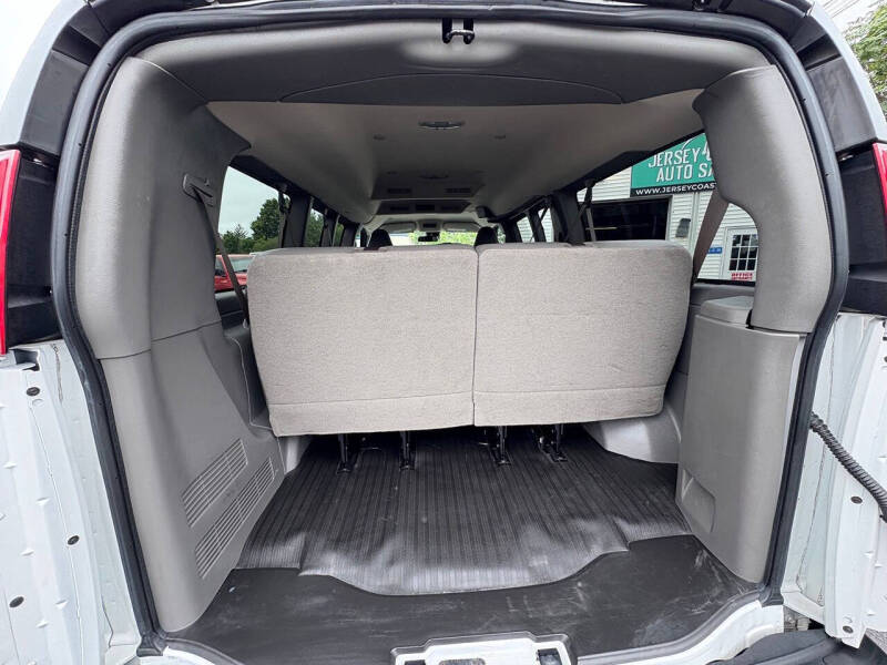 2021 Chevrolet Express LS 2500