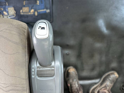 2017 Volvo VNL