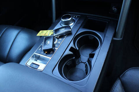 2020 Land Rover Discovery Landmark Edition