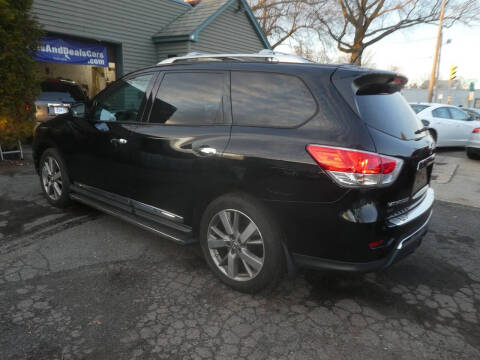 2014 Nissan Pathfinder Platinum