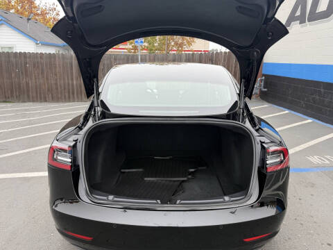 2019 Tesla Model 3 Standard Range Plus