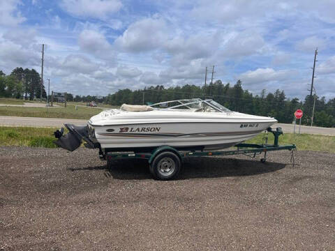 2003 Larson Boats 1850 Dual Console