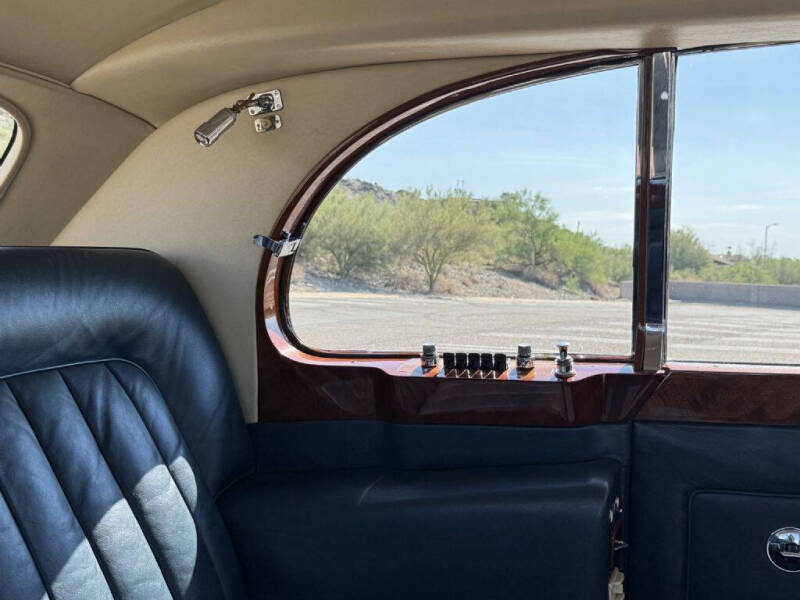 1965 Rolls-Royce Phantom V