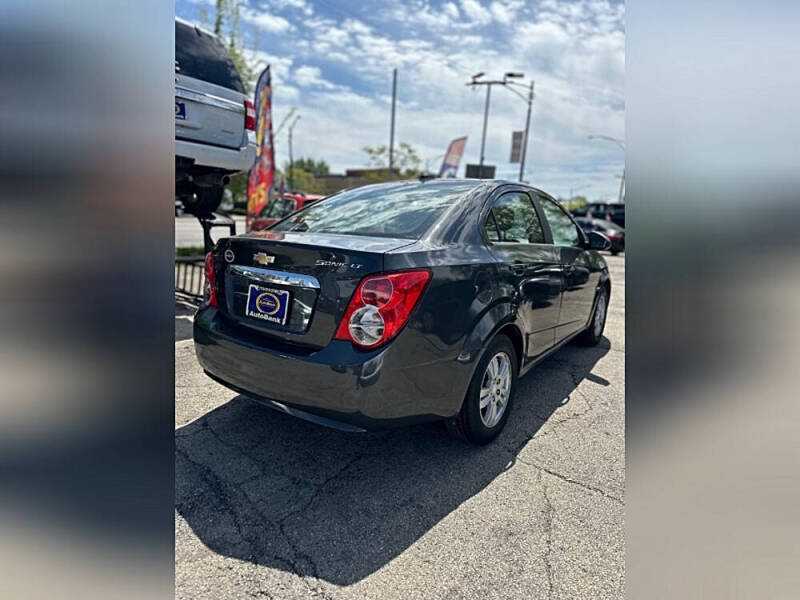 2016 Chevrolet Sonic LT Auto