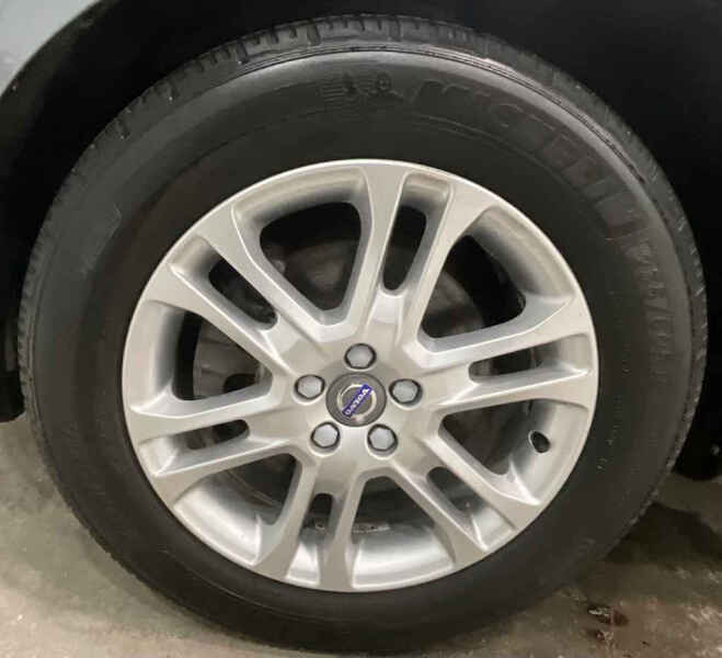 2016 Volvo XC60 T5 Drive-E Premier