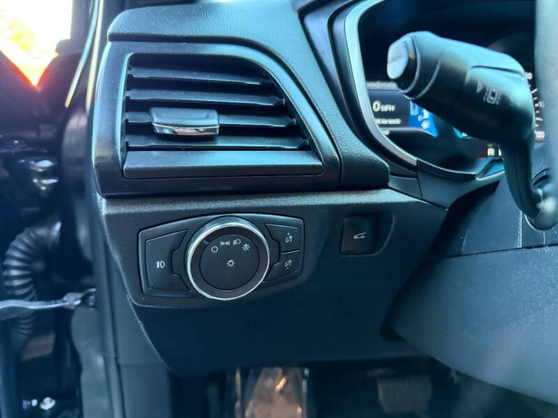 2019 Ford Fusion Energi Titanium