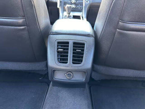 2013 Ford Taurus SEL
