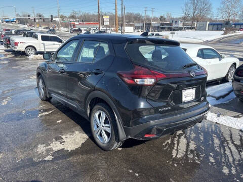 2022 Nissan Kicks S