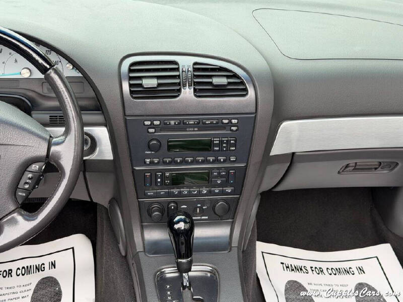 2002 Ford Thunderbird Deluxe