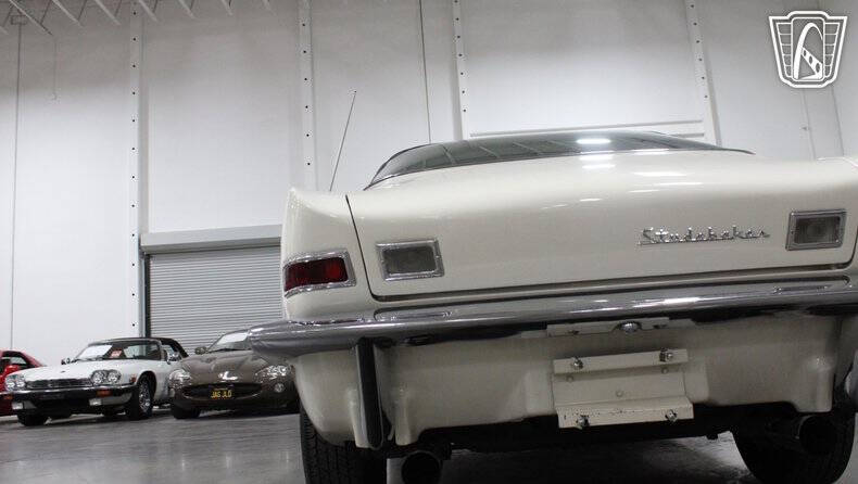 1964 Studebaker Avanti