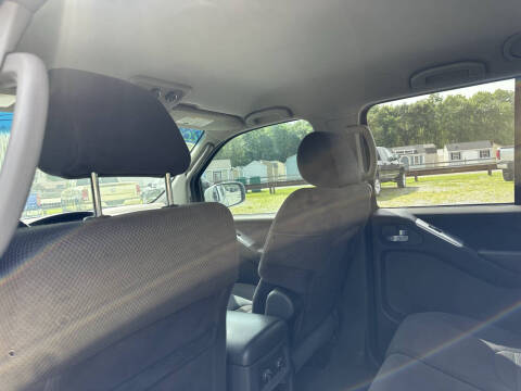 2008 Nissan Pathfinder SE