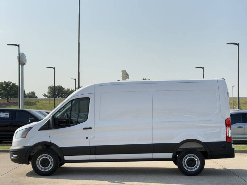2025 Ford Transit 250