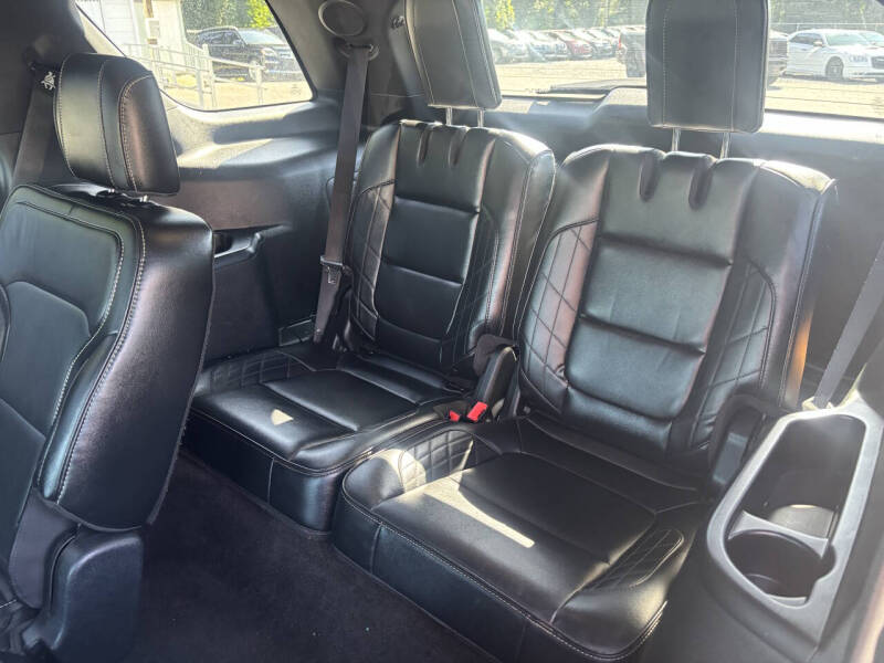 2018 Ford Explorer Platinum