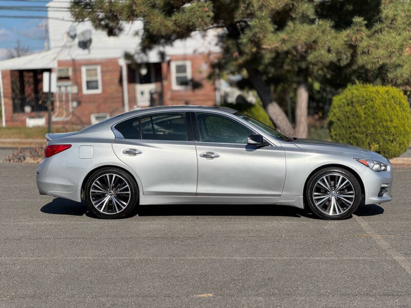 2014 INFINITI Q50 Premium photo 18