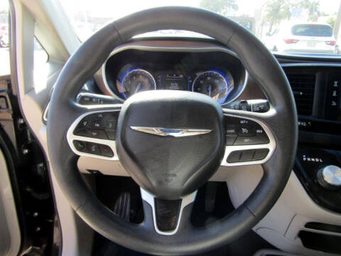 2017 Chrysler Pacifica Touring