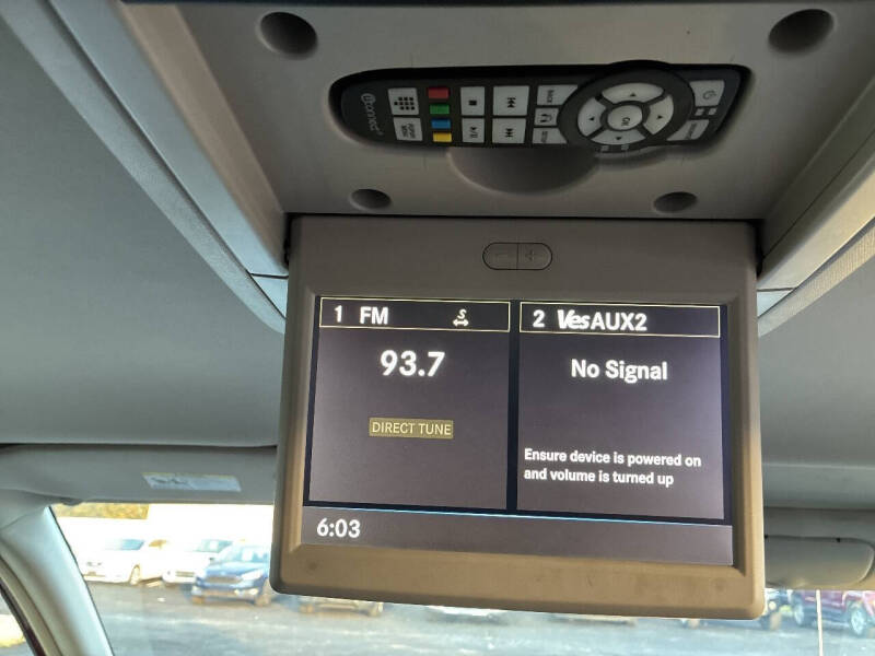 2016 Chrysler Town and Country Touring