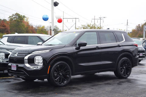 2023 Mitsubishi Outlander Black Edition