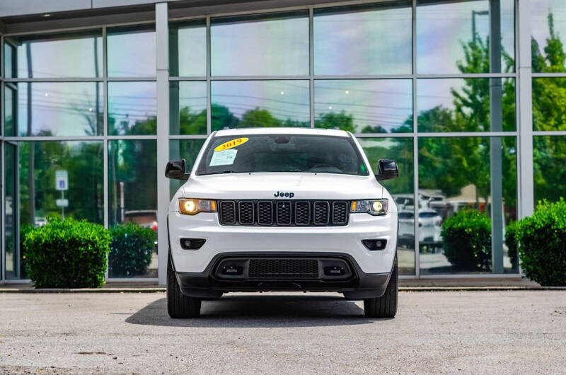 2019 Jeep Grand Cherokee Laredo