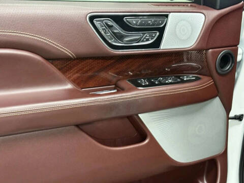 2020 Lincoln Navigator L Black Label