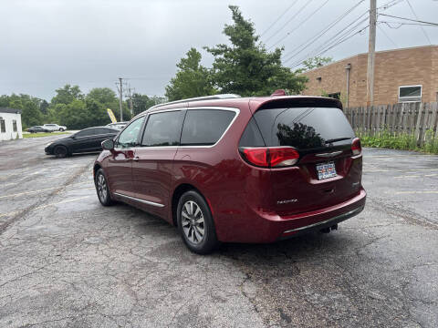 2020 Chrysler Pacifica Hybrid Limited