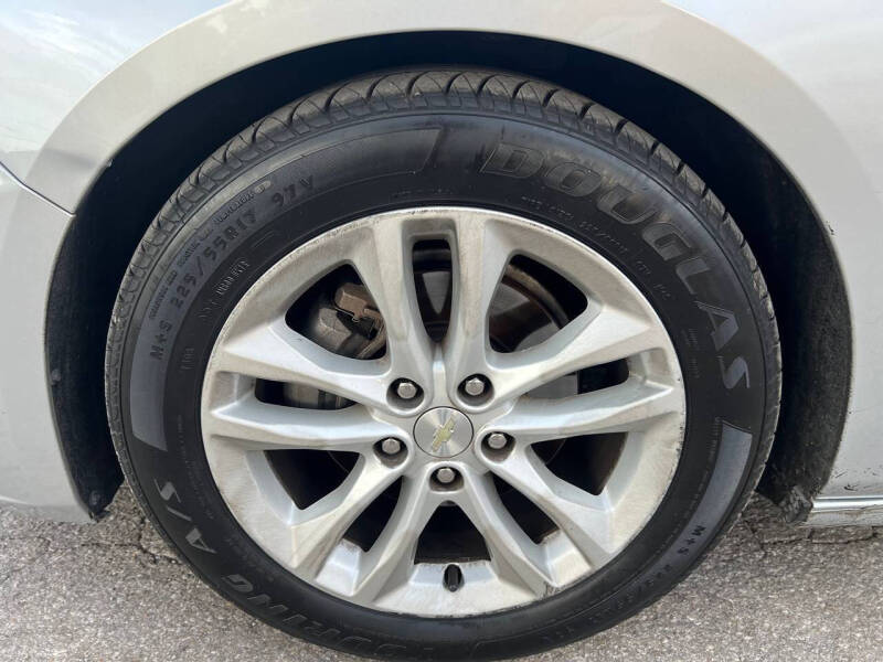 2017 Chevrolet Malibu LT