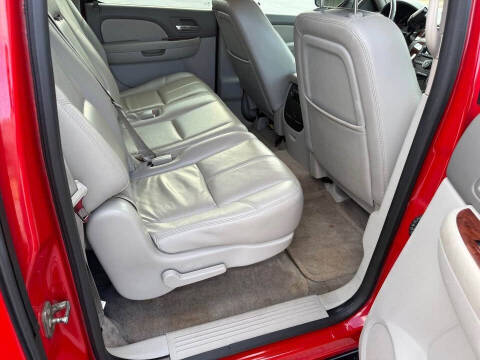 2012 Chevrolet Suburban LT