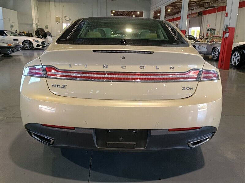 2016 Lincoln MKZ Hybrid 7
