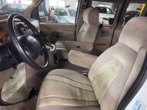 2002 Ford E-Series E-150