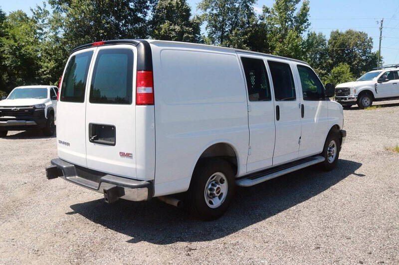 2025 GMC Savana 2500