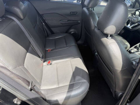 2019 Nissan Kicks S