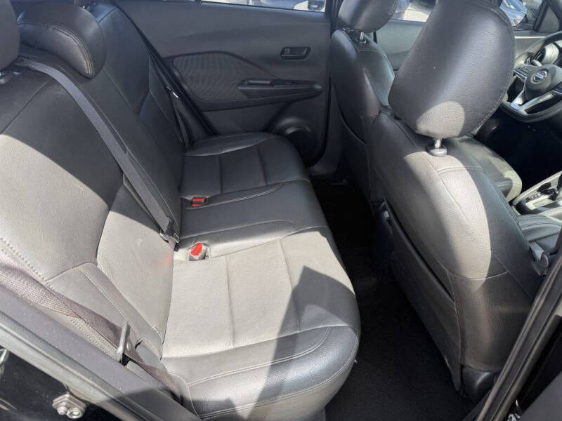 2019 Nissan Kicks S