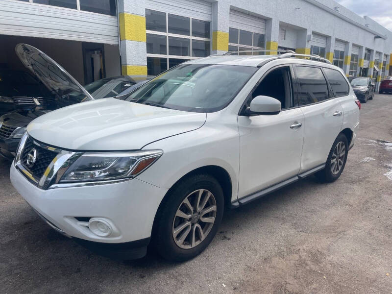 2016 Nissan Pathfinder S