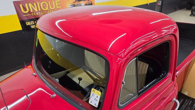 1953 International L-120 Series