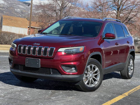 2019 Jeep Cherokee for sale at A.I. Monroe Auto Sales in Bountiful UT