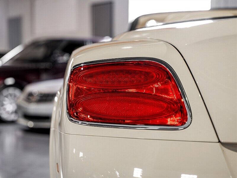2016 Bentley Continental 20