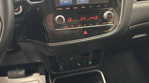 2020 Mitsubishi Outlander