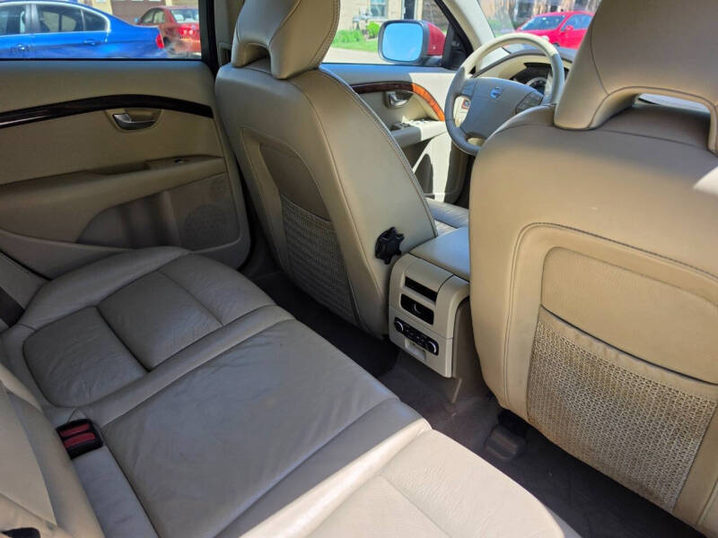 2009 Volvo XC70 3.2