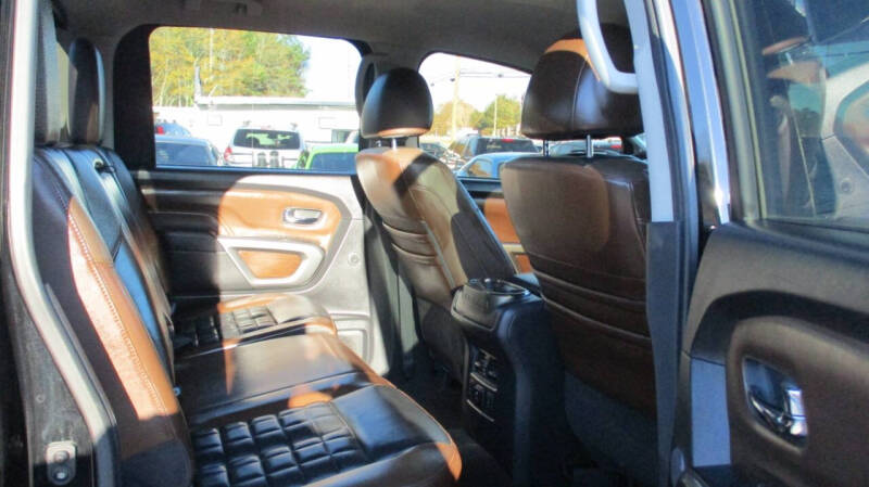 2018 Nissan Titan Platinum Reserve