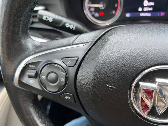 2020 Buick Enclave Essence