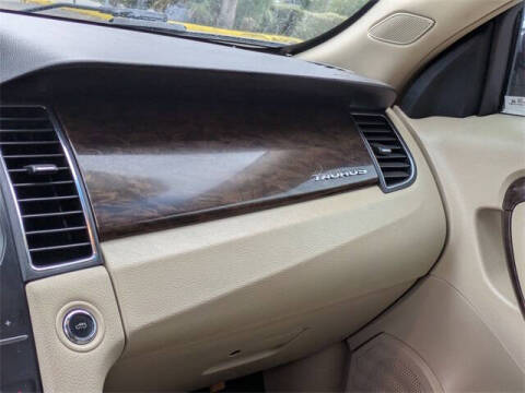 2016 Ford Taurus Limited