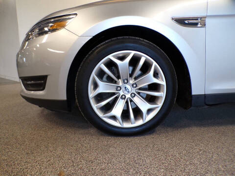 2017 Ford Taurus Limited