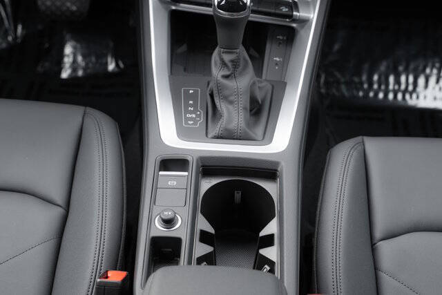 2025 Audi Q3 quattro S line Premium 45 TFSI