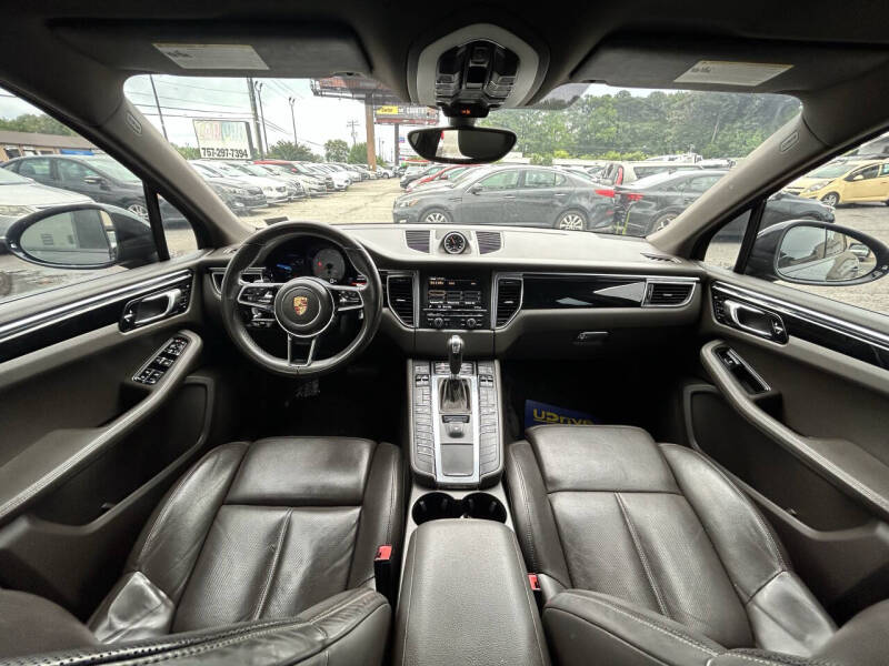 2015 Porsche Macan S
